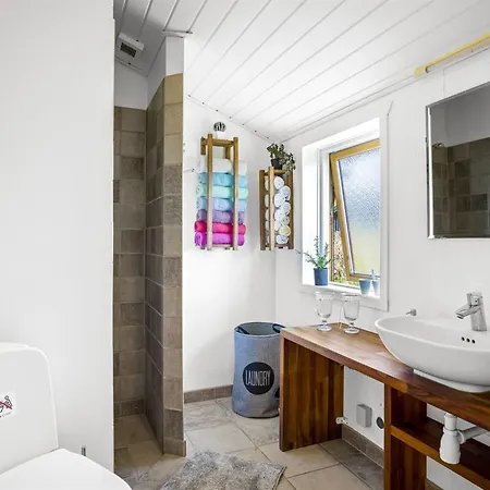 Kiana - 800m From The Sea By Interhome *