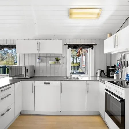 Feriehus Kiana - 800m From The Sea By Interhome